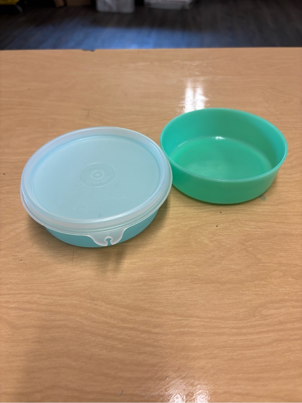 Vintage Tupperware Little Wonders Snack
Bowls Set 2 Blue,Green 6oz 
Sheer Lid